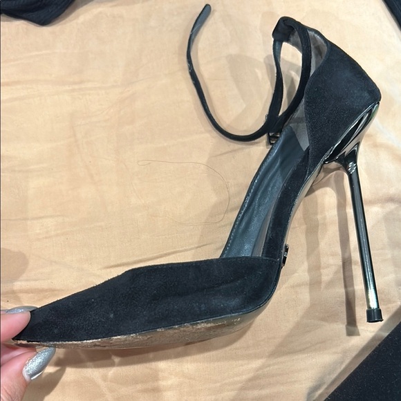 Monika Chiang Black Heels with Pointed Toe and High Thin Heel - Picture 3 of 11